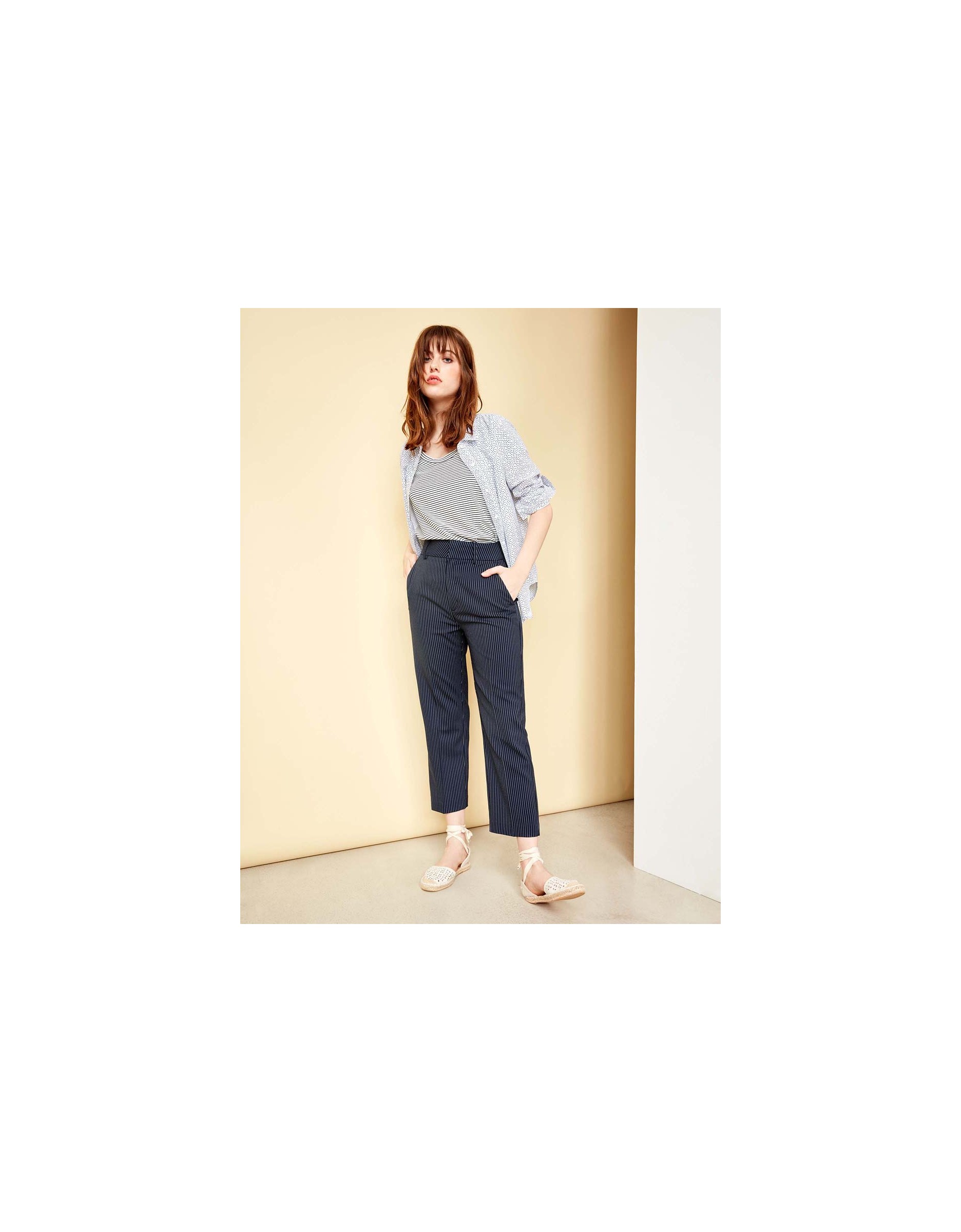 navy cropped trousers