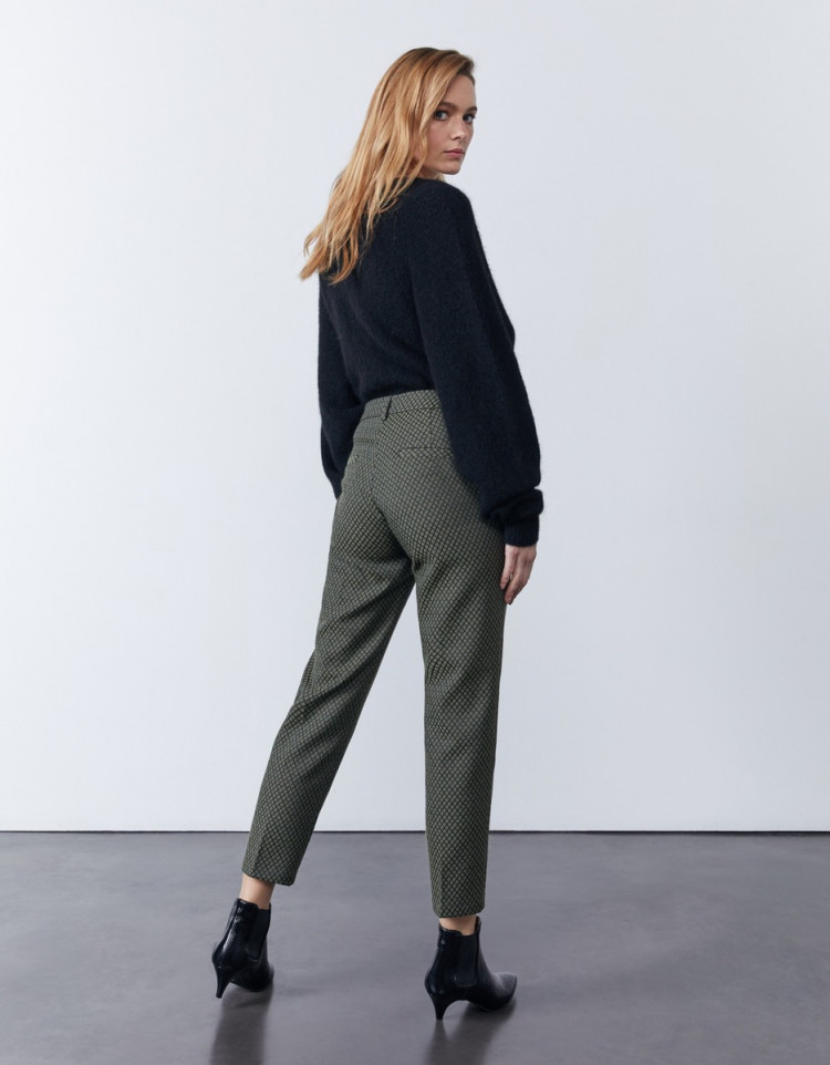 Dressy tapered shop trousers